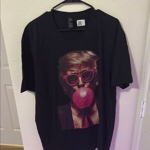 Trump Black and Pink Short Sleeve Tee Graphic Design